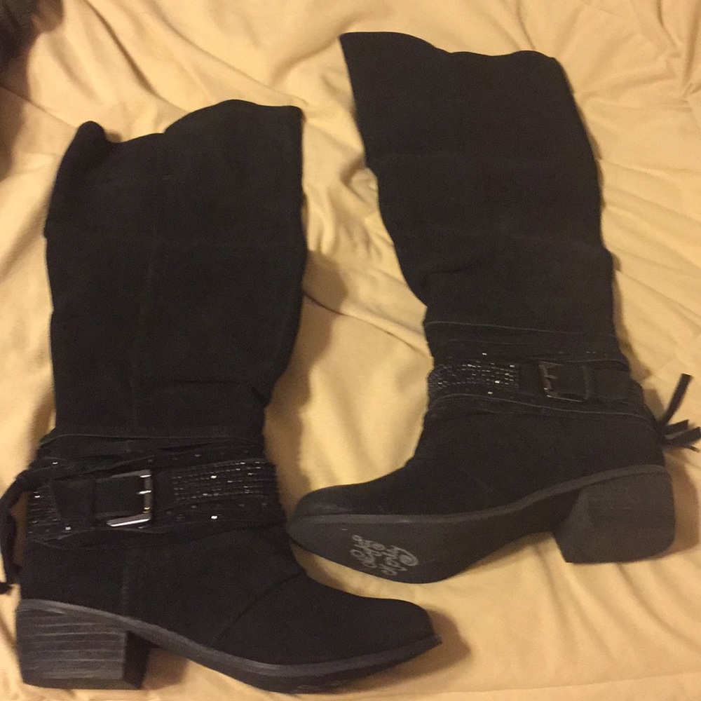 Naughty monkey boots